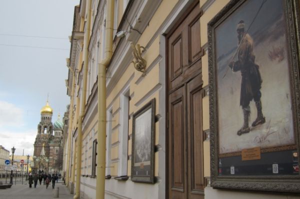 Спас-на-Крови соседствует с Русским музеем.