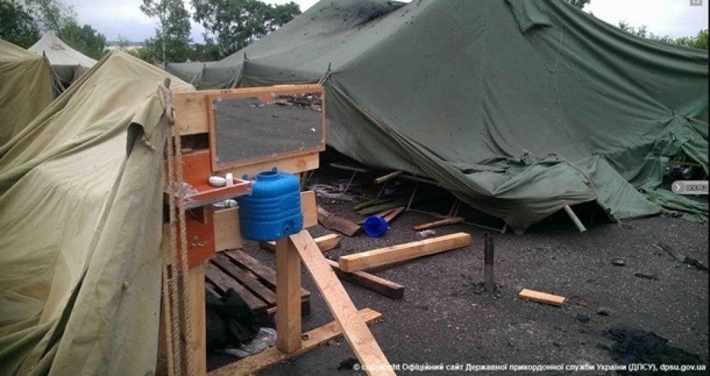 Лагерь украинских военных после обстрела