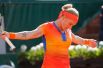 Эксперты также утверждают, что сюрпризов можно ожидать от 28-летней россиянки Светланы Кузнецовой, имеющей опыт побед в US Open и «Ролан Гаррос».