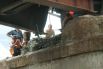 Вследствие взрыва было повреждено несколько метров железнодорожных путей