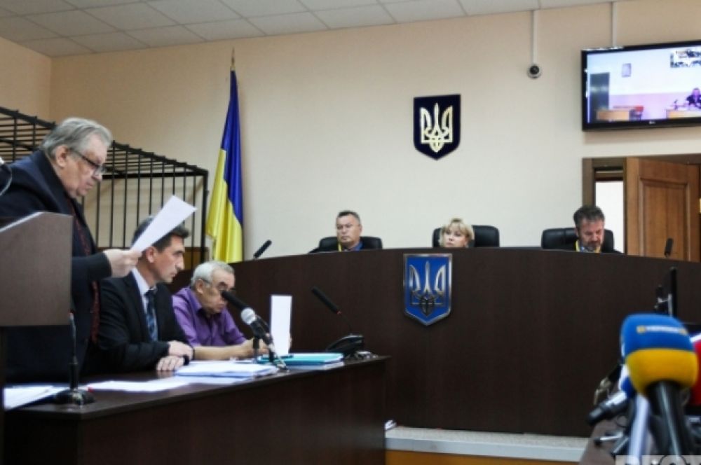 «Онлайн-суд» над Виктором Лозинским