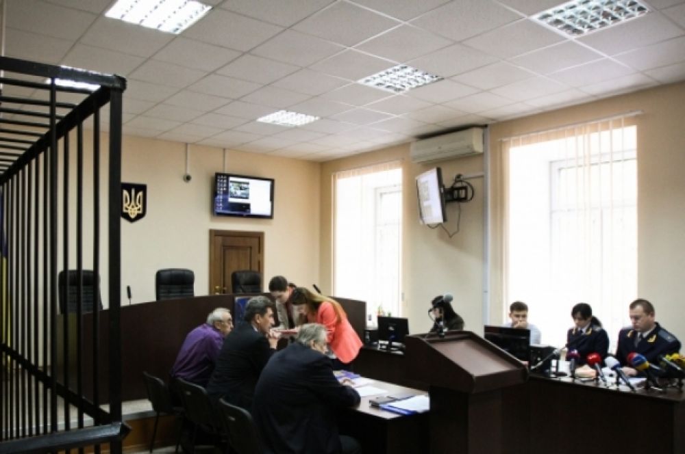 «Онлайн-суд» над Виктором Лозинским