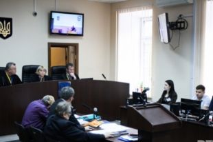 «Онлайн-суд» оставил Лозинского в тюрьме