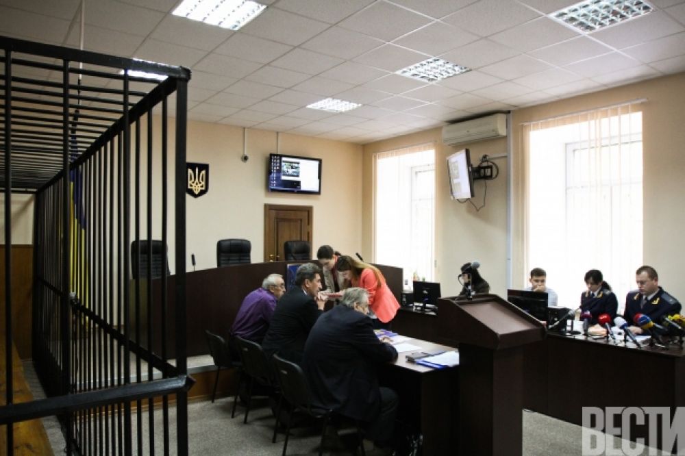 «Онлайн-суд» над Виктором Лозинским