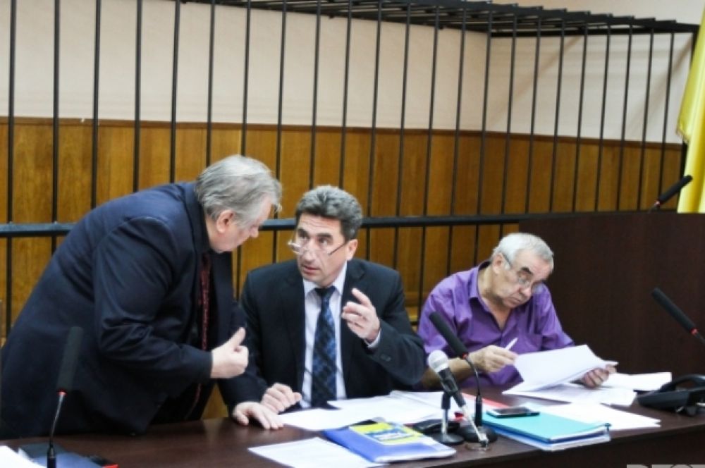 «Онлайн-суд» над Виктором Лозинским