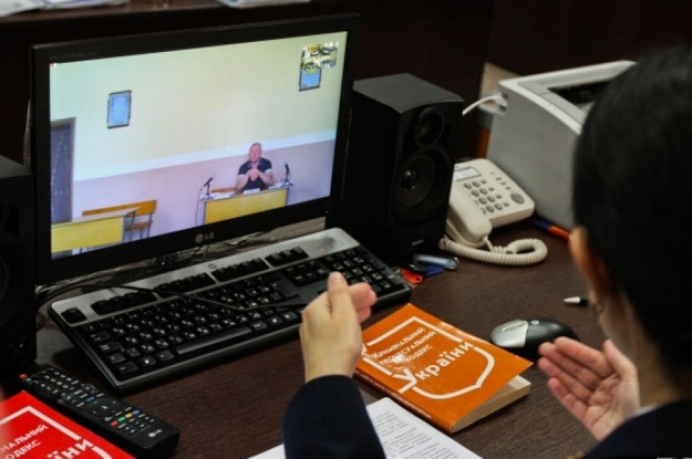 «Онлайн-суд» над Виктором Лозинским