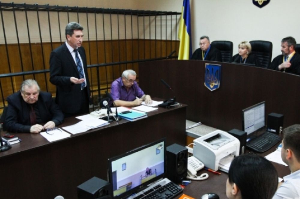 «Онлайн-суд» над Виктором Лозинским