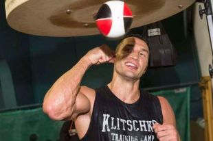 Владимир Кличко, чемпион мира по версии WBC, IBF, IBO и WBO