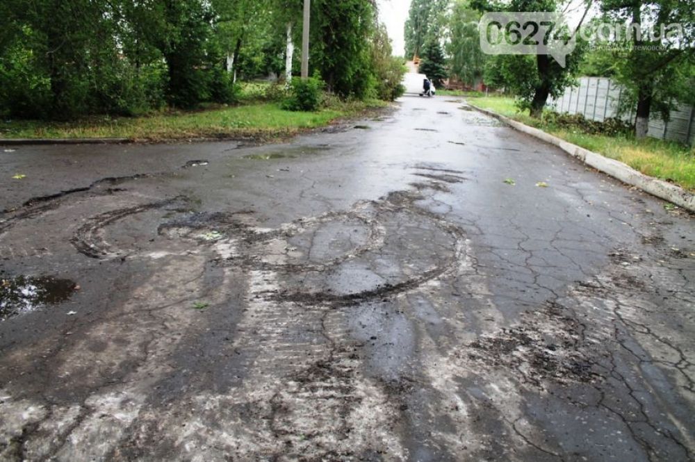 Боевики пять раз обстреляли из танков базу военных