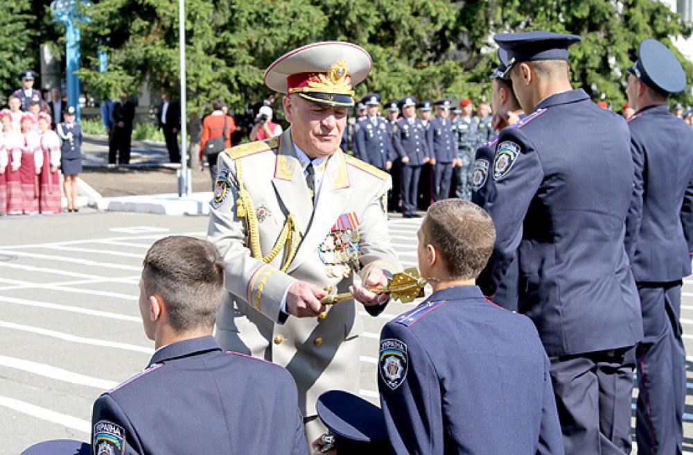 Выпускники МВД