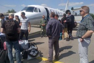 Освобожденные представители ОБСЕ прилетели в Вену