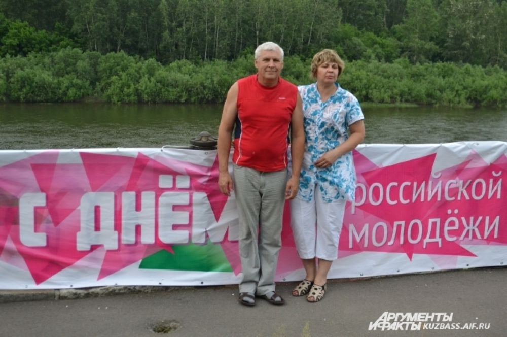 Кстати, общепринято называть молодёжью людей от 14 до 30 лет, но жизнь показывает, что возраст – не имеет значения, главное – состояние души. Поэтому День российской молодёжи – это по праву всеобщий праздник.