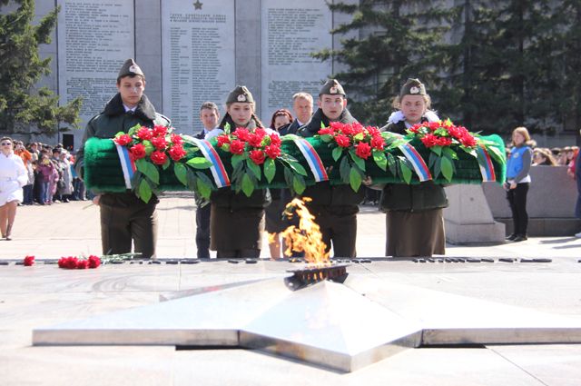 Традиционно много мероприятий в День Победы пройдут у мемориала «Вечный огонь» в Иркутске.