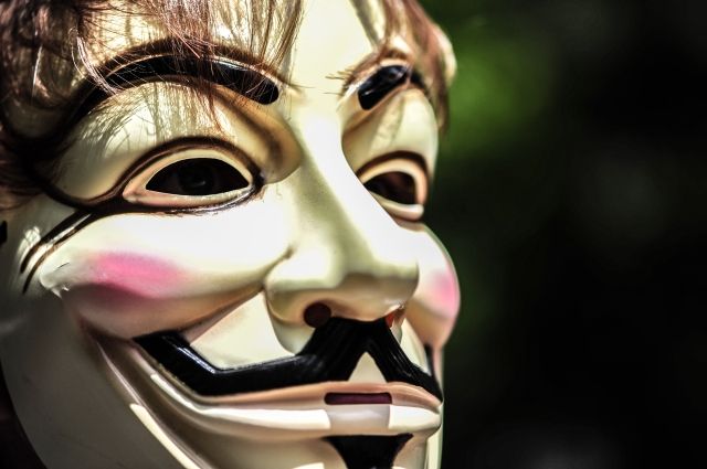 Хакер Anonymous настроены взломать омские сайты.