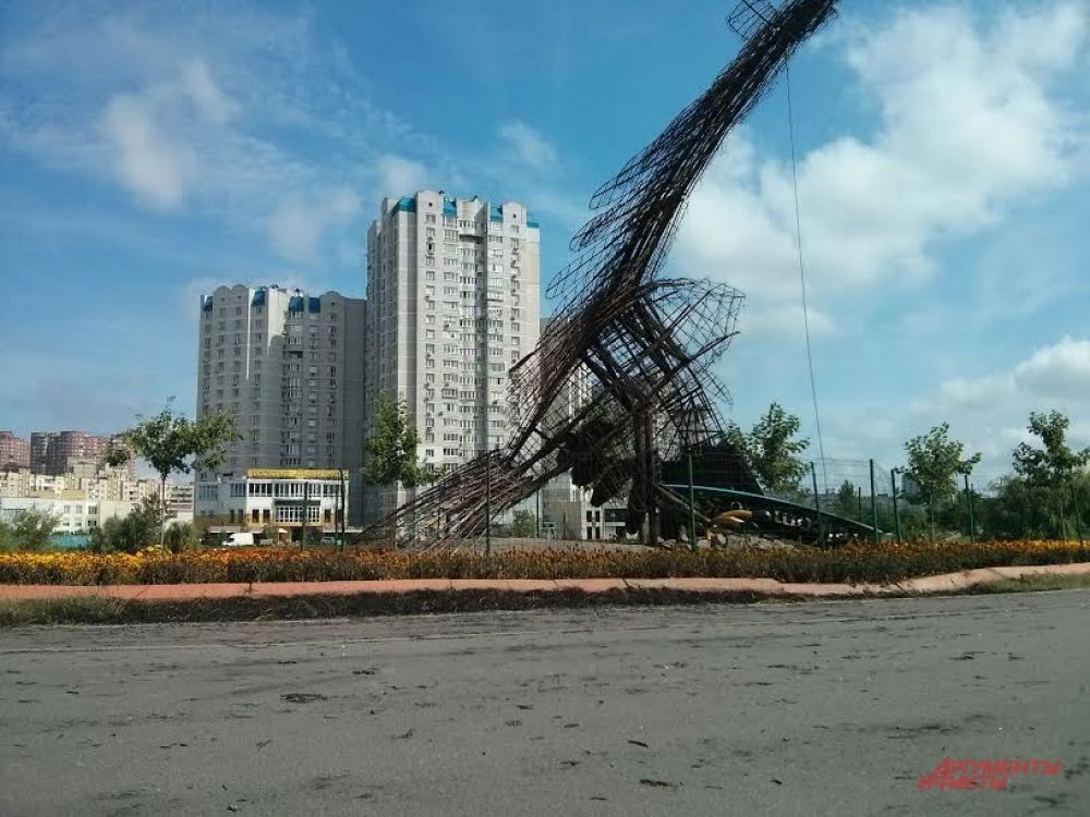 Орел на Позняках