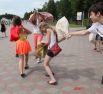 Массовый бой подушками проходил в Челябинске впервые. 
