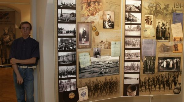 Фотографии и документы представлены из областного архива и фондов краеведческого музея.