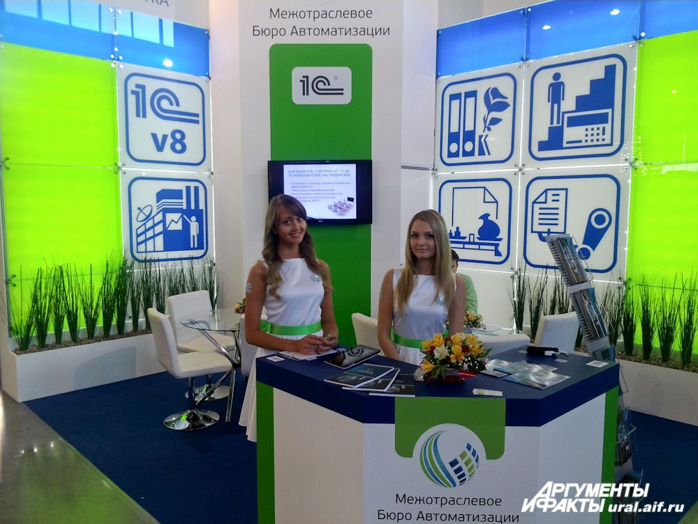Технический прогресс «рулит», но девушки были и остаются интереснее роботов.