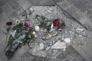 Обстрел маршрутки в Луганске