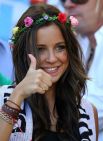 Одна из фанаток на стадионе в Рио-де-Жанейро