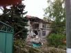 Разрушенный частный дом в Славянске