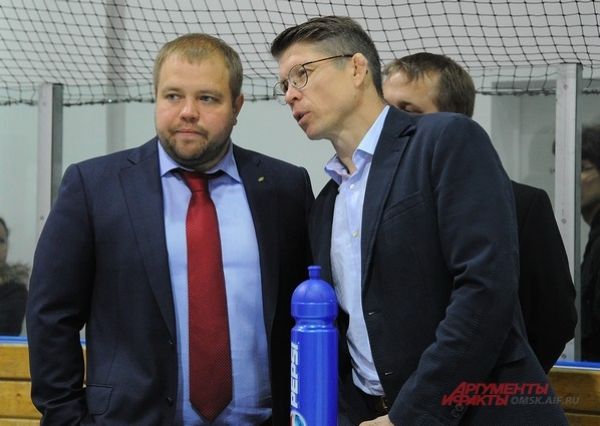 Омские хоккеисты готовятся к новому сезону.
