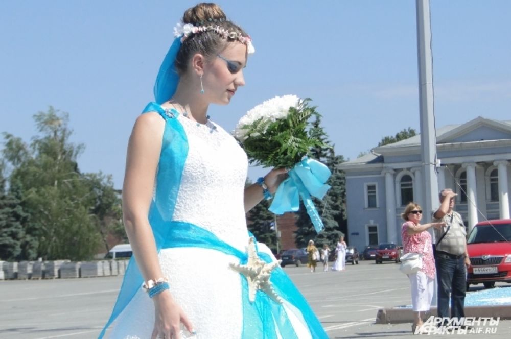 Морская невеста: голубая гамма в этом году в почете