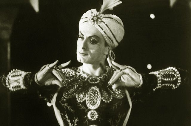 Кадр из художественного фильма «Я буду танцевать». В главной роли — Махмуд Эсамбаев. 1963 год.