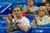 Александр Овечкин и мать Марии Кириленко Ольга болеют за теннисистку в спортивном комплексе «Олимпийский» во время матча первого круга Кубка Кремля — ноябрь 2012 года.