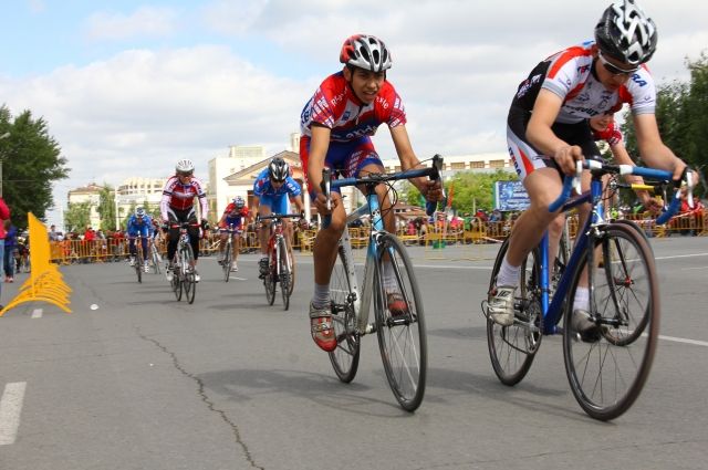 Соревнования по велоспорту будут идти в Омске два дня. 