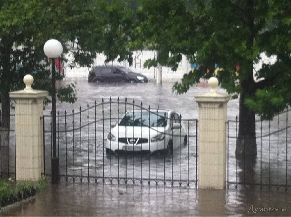 Последствия непогоды в Одессе
