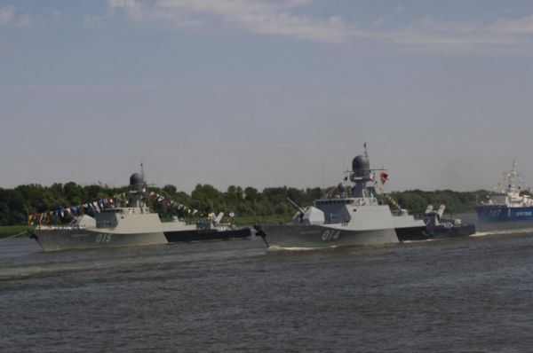 Прохождение артиллерийского корабля «Волгодонск». 