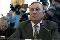 Александр Ефремов