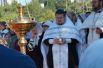 Клир сослужает и размышляет
