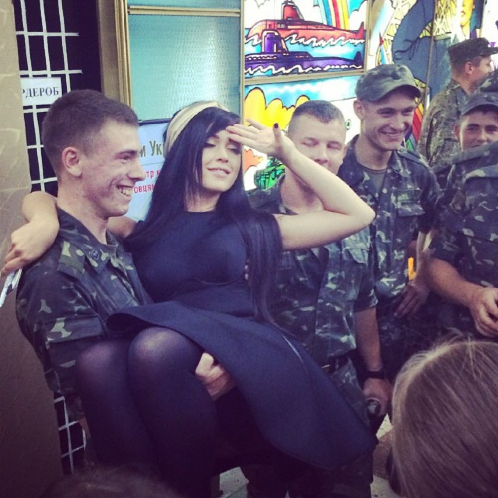 Мария Яремчук в зоне АТО