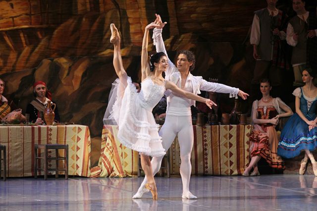 Солисты балета Наталья Осипова и Иван Васильев.