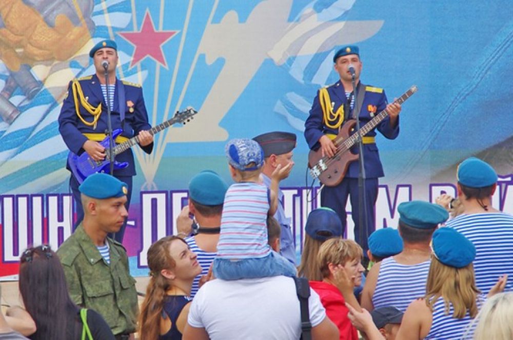 День ВДВ прошел в Омске.