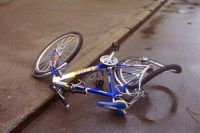 Травмированного велосипедиста после ДТП доставили в больницу.