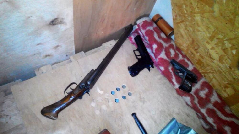 В палатках активистов Майдана нашли оружие