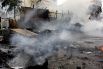 Горящие покрышки и палатки активистов на Майдане Незалежности