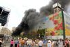 Горящие покрышки и палатки активистов на Майдане Незалежности