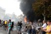 Горящие покрышки и палатки активистов на Майдане Незалежности