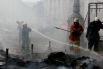 Горящие покрышки и палатки активистов на Майдане Незалежности