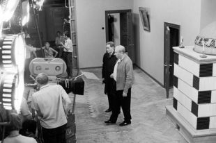 Ростислав Плятт (справа) и Вячеслав Тихонов во время съёмок фильма «Семнадцать мгновений весны». Режиссёр Татьяна Лиознова. Киностудия имени М. Горького.