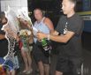 Как девушки встречали военных из зоны АТО в Киеве