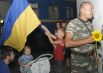 Как девушки встречали военных из зоны АТО в Киеве