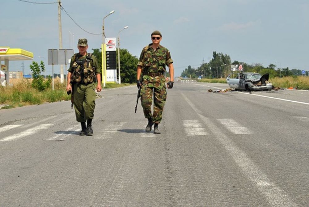 Силы АТО уничтожили под Горловкой автомобиль сепаратистов