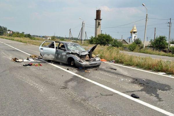 Силы АТО уничтожили под Горловкой автомобиль сепаратистов 