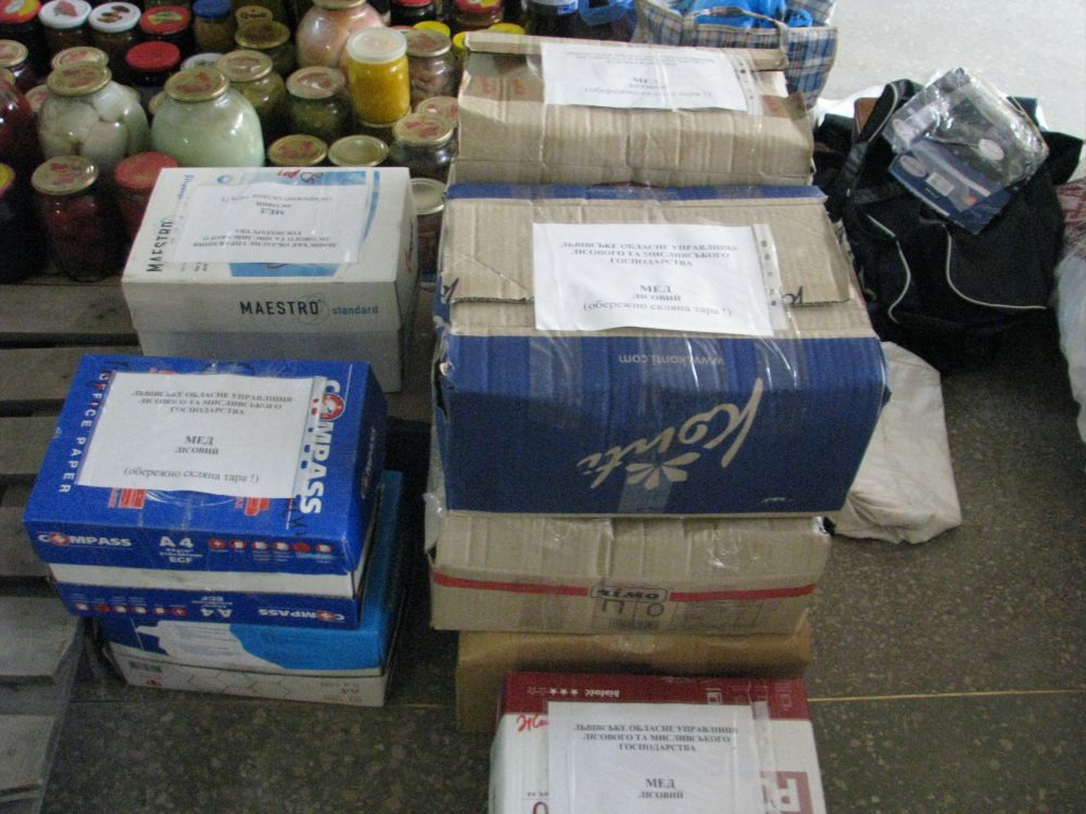 Львов отправил в зону АТО 15 тонн продуктов