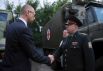 Премьер-министр Украины, Арсений Яценюк передал вооружение для сил АТО